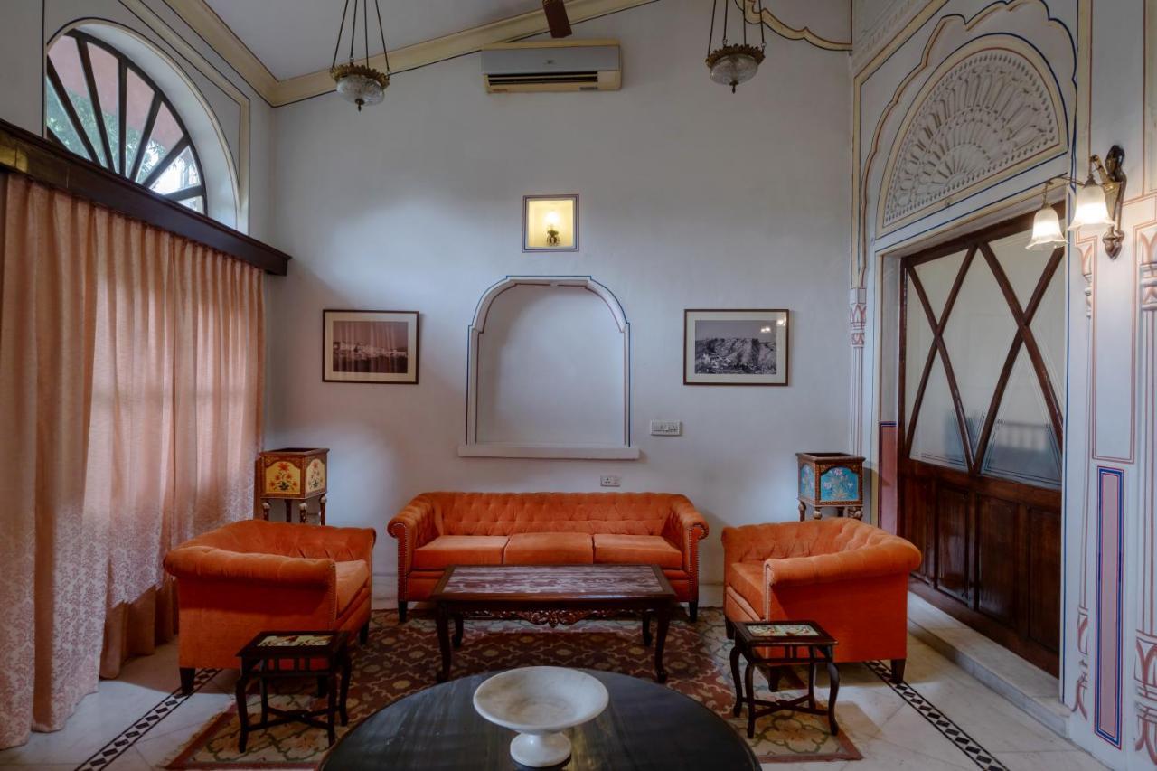Hotel Narain Niwas Palace Джайпур Екстериор снимка