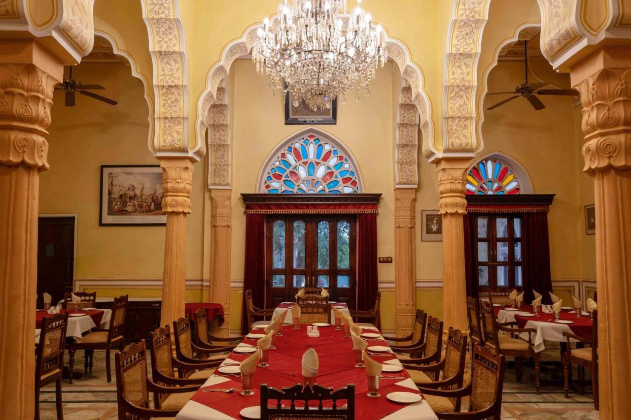 Hotel Narain Niwas Palace Джайпур Екстериор снимка