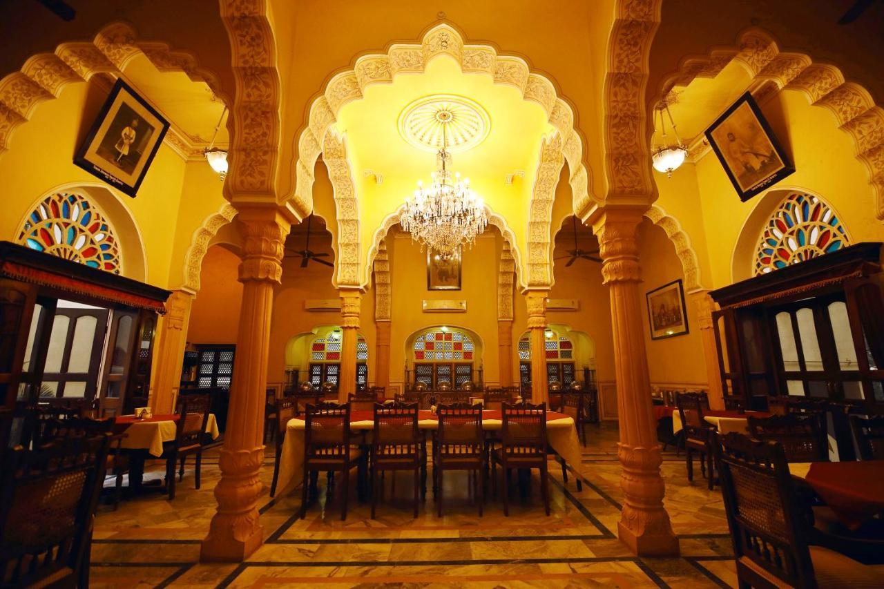 Hotel Narain Niwas Palace Джайпур Екстериор снимка
