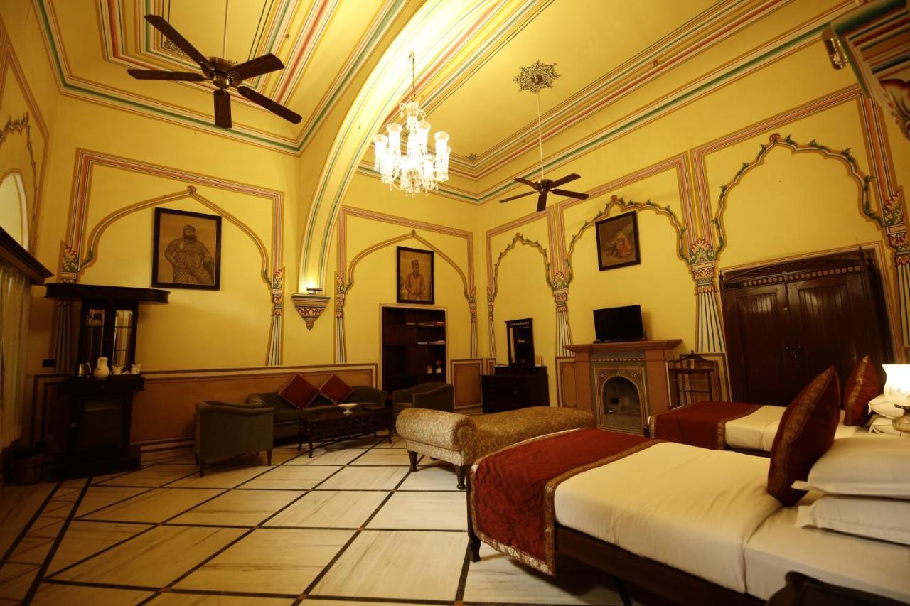 Hotel Narain Niwas Palace Джайпур Екстериор снимка