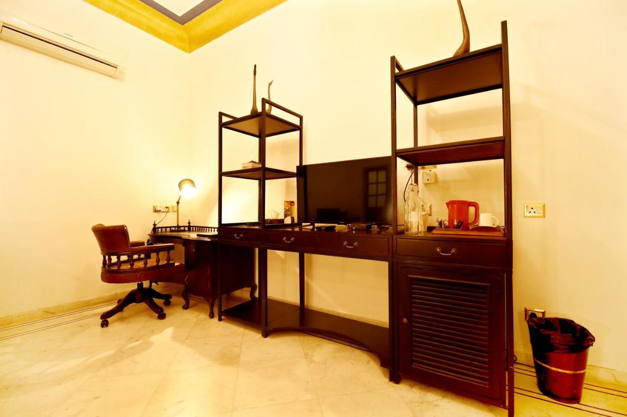 Hotel Narain Niwas Palace Джайпур Екстериор снимка