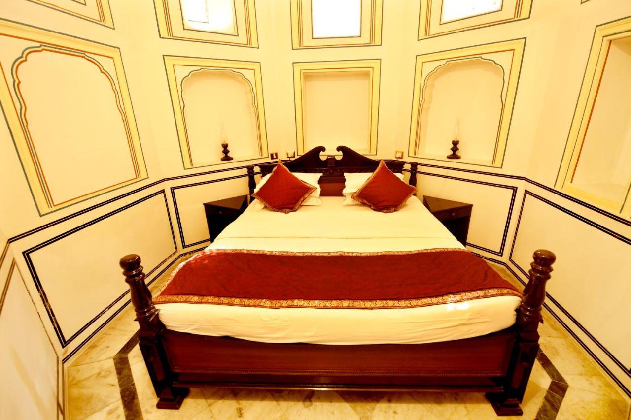 Hotel Narain Niwas Palace Джайпур Екстериор снимка