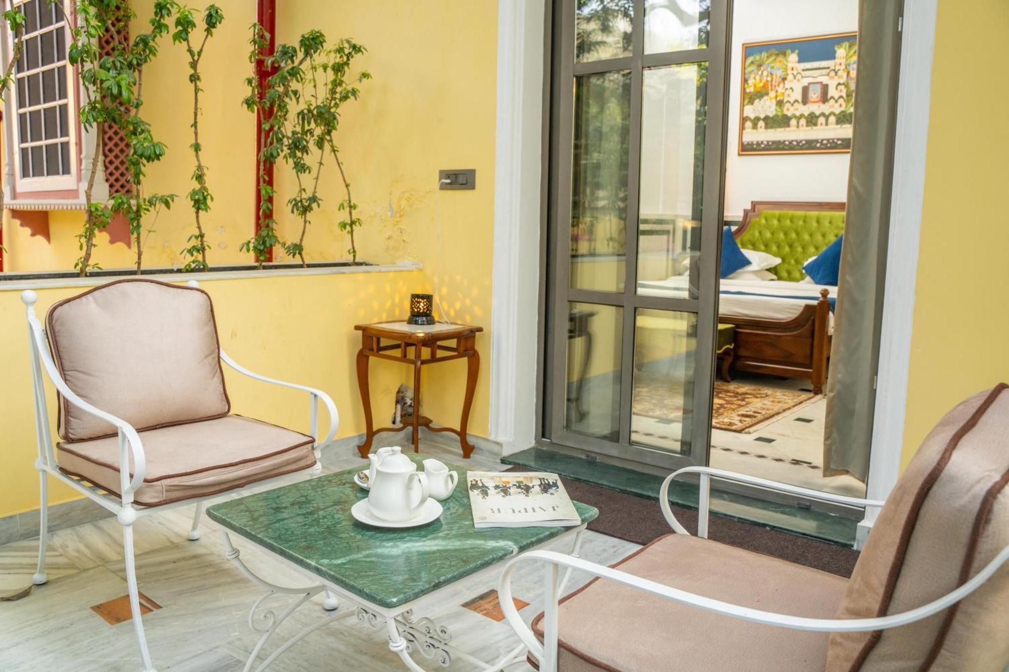 Hotel Narain Niwas Palace Джайпур Екстериор снимка